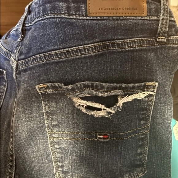 Tommy Hilfiger Women's Straight Leg Jeans - Blue - Picture 7 of 8